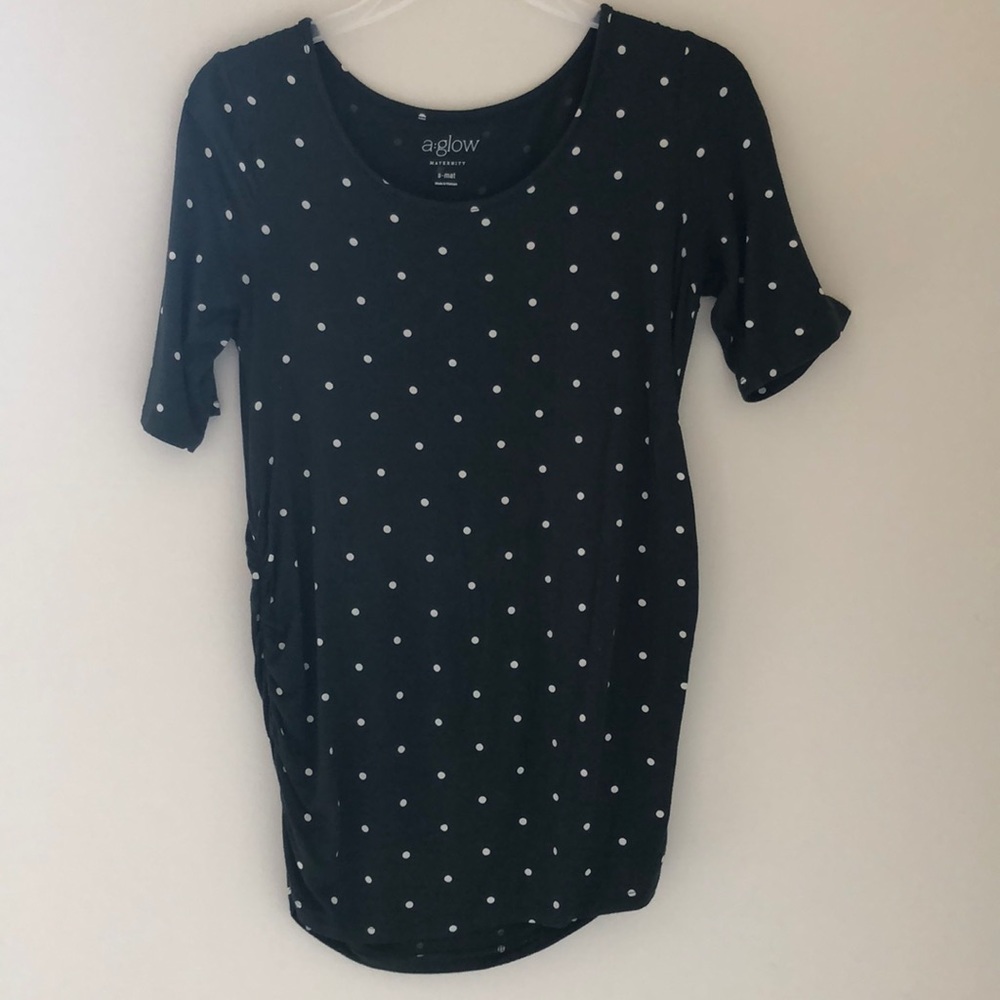 Maternity ruched-side scoopneck tee